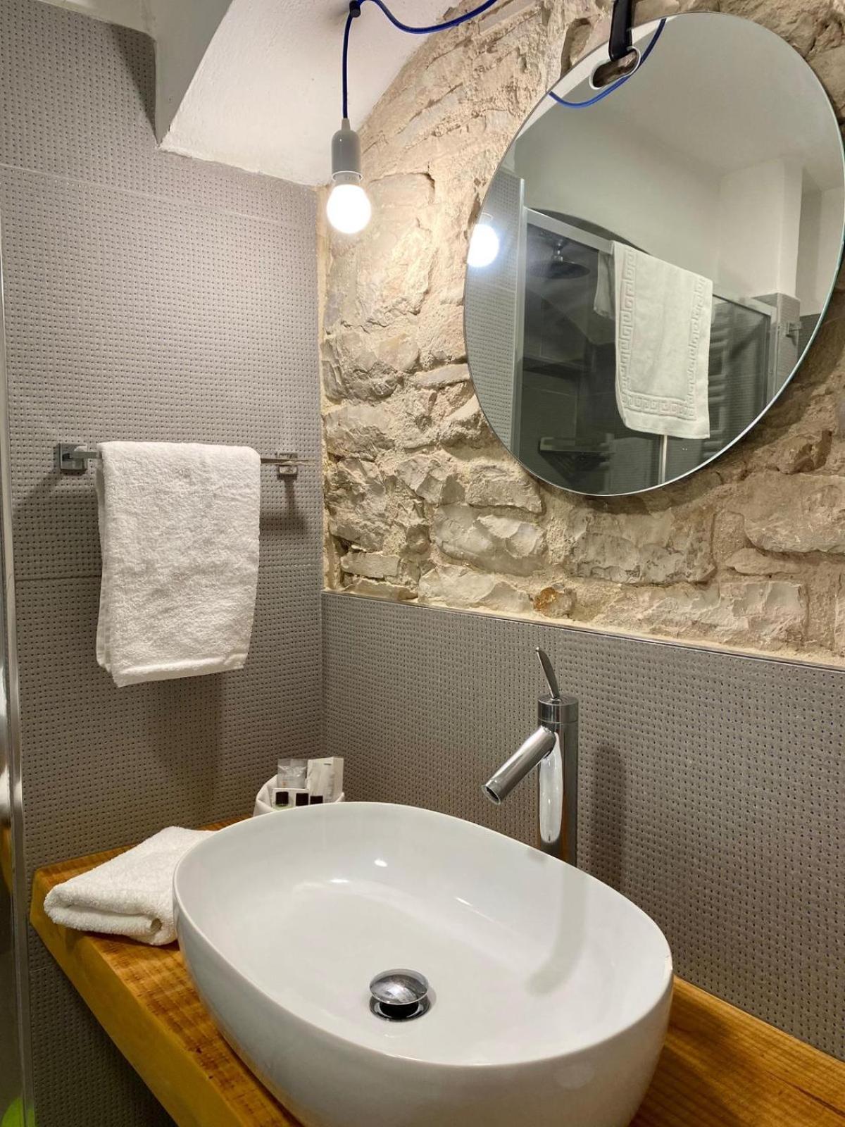 Altrelli Rooms コラート エクステリア 写真